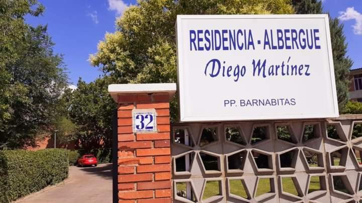Residencia Diego Martinez Palência Exterior foto